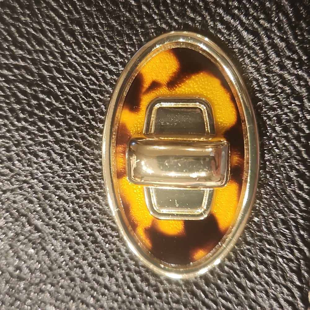 New Never Been Used No Tag Black Wallet with Gold Accent & Tortoise Shell Clasp - Picture 2 of 11